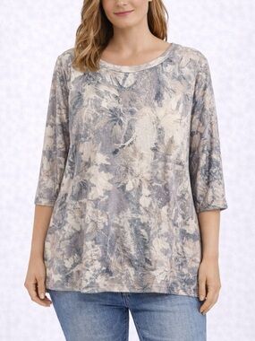 Women’s Plus Size Camouflage/ Camo Top - Size 5X